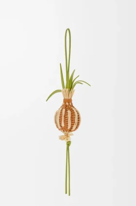 Colgante «Onion Sprout» en piel de becerro clásica y rafia
