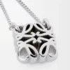 Collar Anagram Bombé en plata esterlina Collar Anagram Bombé en plata esterlina