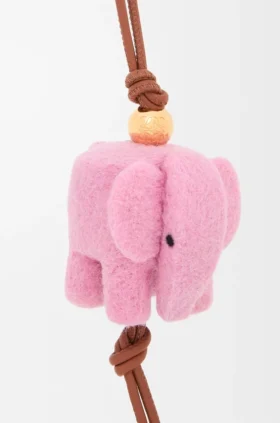 Dije de elefante de fieltro y piel de becerro