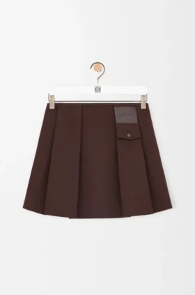 Falda de lana