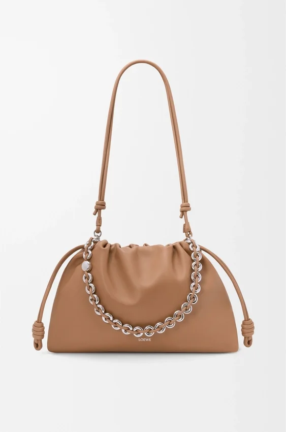 Flamenco Purse grande en piel de cordero napa suave Flamenco Purse grande en piel de cordero napa suave