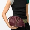 Flamenco Purse mediana en piel de cordero napa suave Flamenco Purse mediana en piel de cordero napa suave
