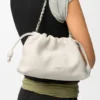 Flamenco Purse mediano en piel de becerro de grano fino Flamenco Purse mediano en piel de becerro de grano fino