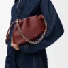 Flamenco Purse mediano en piel de becerro de grano fino Flamenco Purse mediano en piel de becerro de grano fino