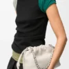 Flamenco Purse mediano en piel de becerro de grano fino Flamenco Purse mediano en piel de becerro de grano fino