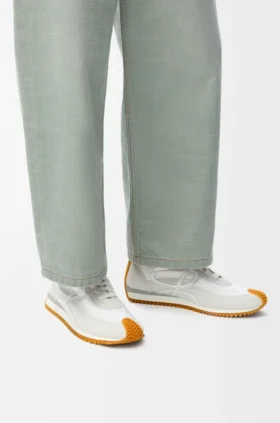 Flow Runner en nylon y gamuza