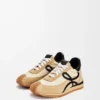 Flow Runner en nylon y gamuza