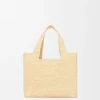 Font Tote pequeño en rafia con tipografía Loewe