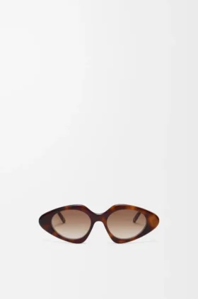 Gafas de sol delgadas con forma triangular