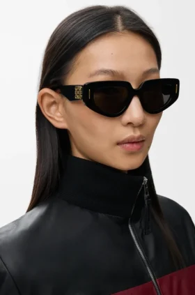 Gafas de sol pequeñas con montura en forma de mariposa