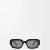 Gafas de sol rectangulares y delgadas