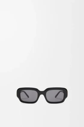 Gafas de sol rectangulares y delgadas