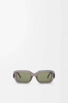 Gafas de sol rectangulares y delgadas