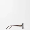 Gafas de sol rectangulares y delgadas