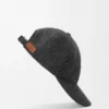 Gorra con parche de lana Gorra con parche de lana