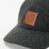 Gorra con parche de lana Gorra con parche de lana