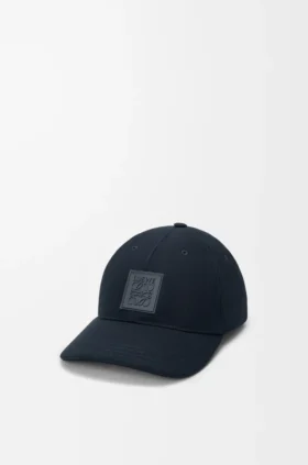 Gorra con parche de lona