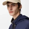 Gorra con parche «L» de algodón Gorra con parche «L» de algodón