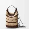 Loop Bucket en rafia