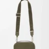 Mini bolso cruzado para cámara en piel de becerro de grano suave Mini bolso cruzado para cámara en piel de becerro de grano suave