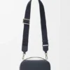 Mini bolso cruzado para cámara en piel de becerro de grano suave Mini bolso cruzado para cámara en piel de becerro de grano suave