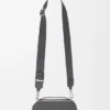 Mini bolso cruzado para cámara en piel de becerro de grano suave Mini bolso cruzado para cámara en piel de becerro de grano suave