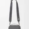 Mini bolso cruzado para cámara en piel de becerro de grano suave Mini bolso cruzado para cámara en piel de becerro de grano suave