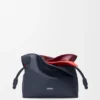 Mini bolso de mano Flamenco con capas en piel de becerro napa Mini bolso de mano Flamenco con capas en piel de becerro napa