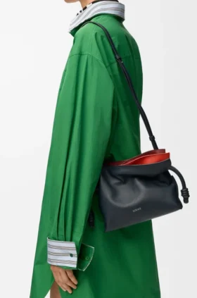 Mini bolso de mano Flamenco con capas en piel de becerro napa