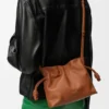 Mini bolso de mano Flamenco en piel de becerro napa Mini bolso de mano Flamenco en piel de becerro napa