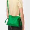 Mini bolso de mano Flamenco en piel de becerro napa Mini bolso de mano Flamenco en piel de becerro napa