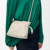Mini bolso de mano Flamenco en piel de becerro napa Mini bolso de mano Flamenco en piel de becerro napa