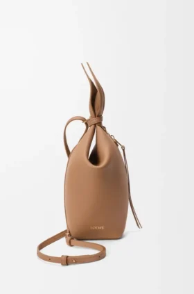 Mochila «Scarf» en piel de becerro lisa