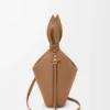 Mochila «Scarf» en piel de becerro lisa Mochila «Scarf» en piel de becerro lisa