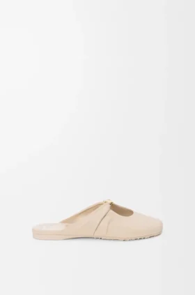 Mule suave «Pebble» en piel de cordero napa Mule suave «Pebble» en piel de cordero napa