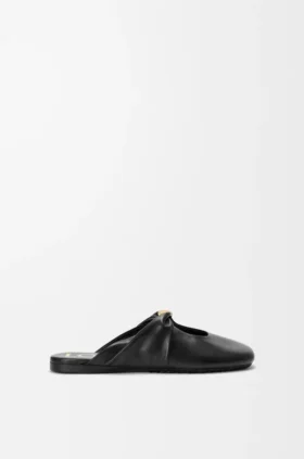 Mule suave «Pebble» en piel de cordero napa Mule suave «Pebble» en piel de cordero napa