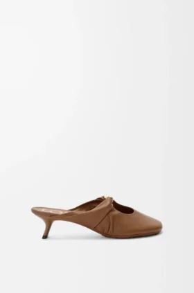 Mule suave «Pebble» en piel de cordero napa