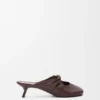 Mule suave «Pebble» en piel de cordero napa Mule suave «Pebble» en piel de cordero napa