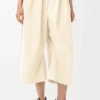 Pantalones cortos con cinturón de algodón y seda Pantalones cortos con cinturón de algodón y seda