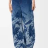 Pantalones de mezclilla tipo «Barrel» Pantalones de mezclilla tipo «Barrel»