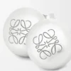 Pendientes de botón Anagram Pebble en plata esterlina Pendientes de botón Anagram Pebble en plata esterlina