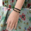 Pulsera loewe de doble vuelta en piel de becerro Pulsera loewe de doble vuelta en piel de becerro