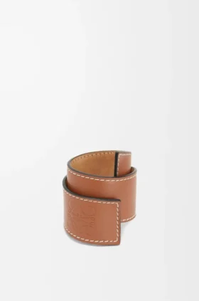 Pulsera tipo «slap» de piel de becerro