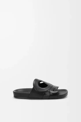 Sandalia Ease Monogram en piel de becerro curtida al vegetal