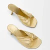 Sandalia suave «Pebble» en piel de cordero laminada