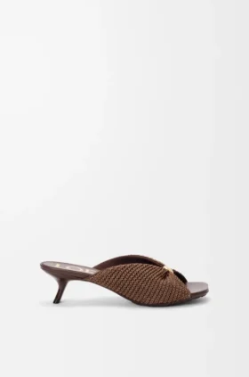 Sandalia suave «Pebble» en tela con efecto rafia
