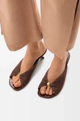 Sandalia suave «Pebble» en tela con efecto rafia