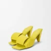 Sandalia tipo «Origami» en piel de cordero