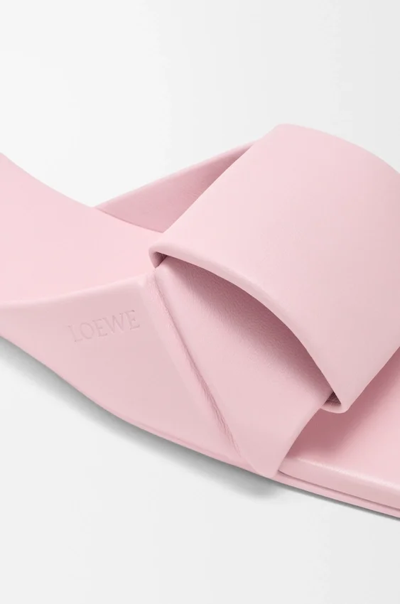 Sandalia tipo «Origami» en piel de cordero