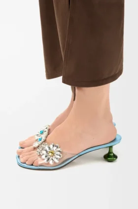 Sandalias Toy con flores de cristal en PVC